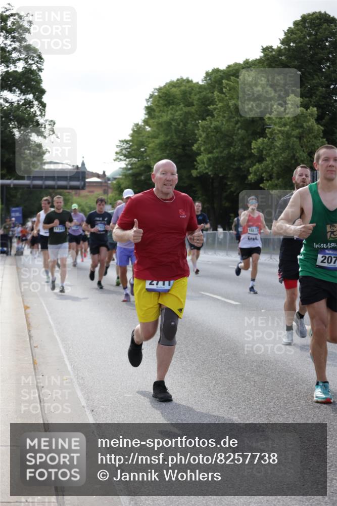 29.06.2025 - hella hamburg halbmarathon Jannik Wohlers http://msf.ph/oto/8257738 29.06.2025 09:57:45 Lombardsbrücke 1034, 1179, 1190, 1258, 1335, 2034, 2070, 2138, 2397, 2417, 2612, 2636, 2711, 3091, 3251, 4814, 4903, 5093, 5672, 6164, 6580, 6754, 7065, 7409, 7509, 7724, 7896, 8449, 8508, 8590, 8689, 9057, 9065, 9145, 9163, 9656, 11217, 11416, 11607, 11757, 11789, 11791, 12224, 12624, 12662, 13033, 13047, 13691, 14571, 14638, 15061, 15125, 16563, 17176, 17321, 17415, 17825, 18514, 18810, 18811 meine-sportfotos.de