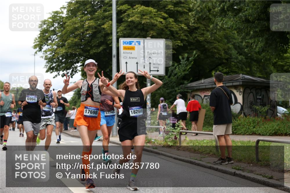 29.06.2025 - hella hamburg halbmarathon Yannick Fuchs http://msf.ph/oto/8257780 29.06.2025 10:48:28 20KM 1327, 1410, 1496, 1815, 2474, 2771, 3177, 3310, 3791, 3794, 3861, 3898, 4189, 6082, 6084, 6356, 6443, 6581, 6723, 6994, 7129, 8223, 8449, 8698, 8772, 8798, 9012, 9060, 9227, 10191, 10192, 10263, 10266, 11499, 11747, 12186, 12213, 12362, 12489, 13147, 13297, 13869, 14036, 14592, 14660, 14818, 14948, 15113, 15156, 15169, 15408, 15524, 15879, 16092, 16574, 16750, 17740, 17765, 18759, 19177 meine-sportfotos.de