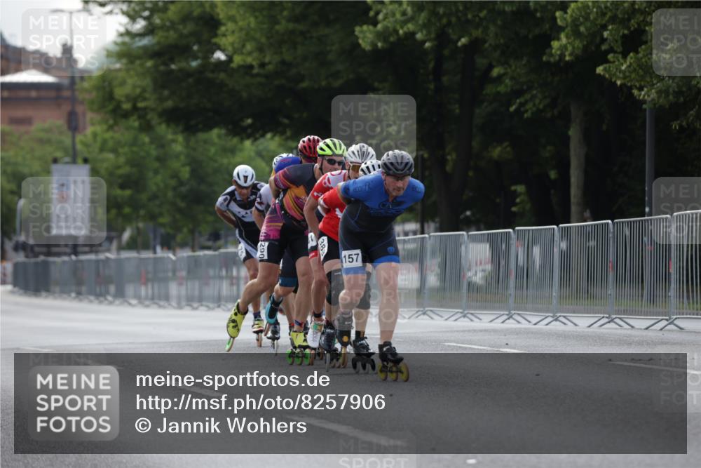 29.06.2025 - hella hamburg halbmarathon Jannik Wohlers http://msf.ph/oto/8257906 29.06.2025 08:49:23 Lombardsbrücke  meine-sportfotos.de