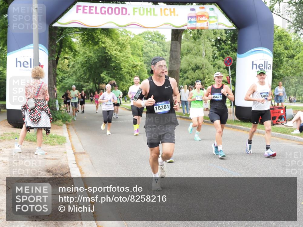 29.06.2025 - hella hamburg halbmarathon MichiJ http://msf.ph/oto/8258216 29.06.2025 10:53:12 Zwischen KM18-KM19 1790, 3461, 4227, 4322, 4499, 8926, 13173, 15678, 16099, 17077, 17638, 17880, 18178, 18261, 18655 meine-sportfotos.de