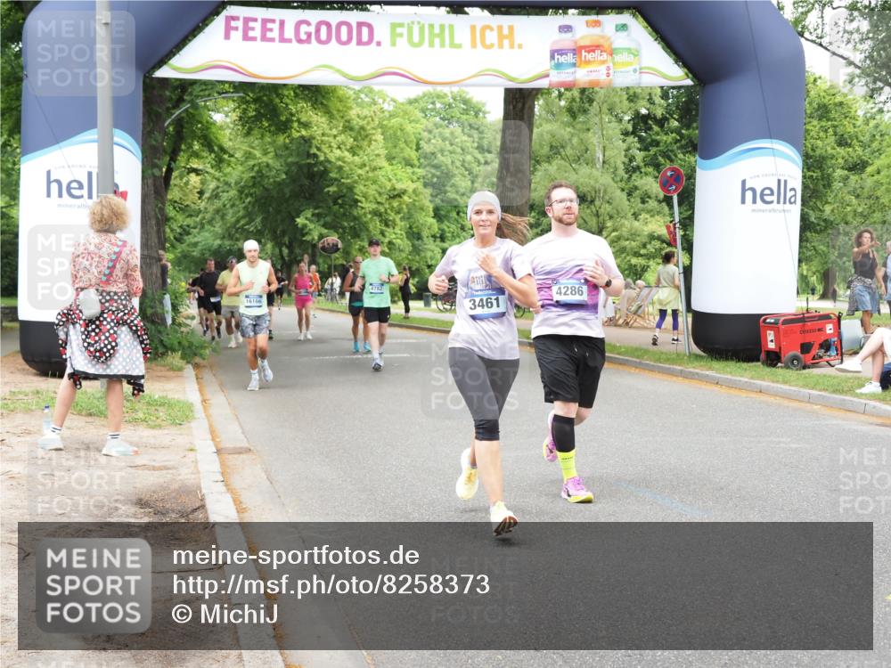 29.06.2025 - hella hamburg halbmarathon MichiJ http://msf.ph/oto/8258373 29.06.2025 10:53:15 Zwischen KM18-KM19 1790, 3461, 4227, 4286, 4322, 4782, 15678, 16099, 17638, 17880, 18261, 18655 meine-sportfotos.de