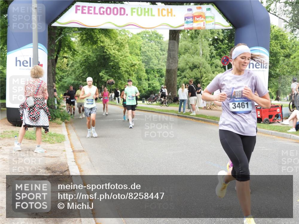 29.06.2025 - hella hamburg halbmarathon MichiJ http://msf.ph/oto/8258447 29.06.2025 10:53:15 Zwischen KM18-KM19 1790, 3461, 4227, 4286, 4322, 4782, 15678, 16099, 17638, 17880, 18261, 18655 meine-sportfotos.de