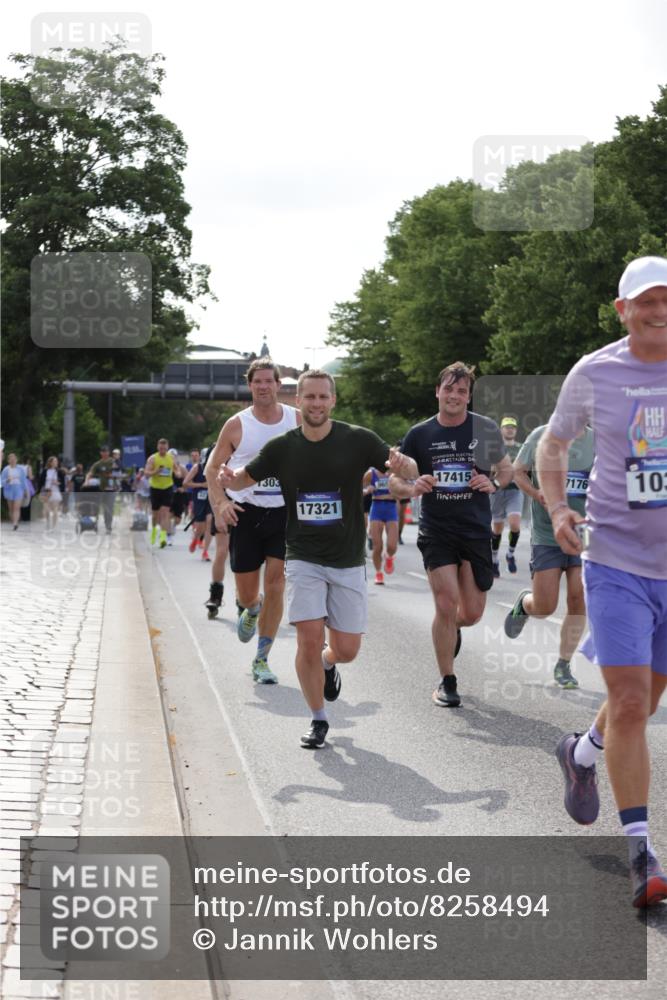 29.06.2025 - hella hamburg halbmarathon Jannik Wohlers http://msf.ph/oto/8258494 29.06.2025 09:57:48 Lombardsbrücke 1034, 1179, 1190, 1258, 1335, 1815, 2034, 2070, 2138, 2417, 2636, 2711, 3091, 4814, 4903, 5093, 5672, 6164, 6272, 6754, 6897, 7065, 7409, 7509, 7724, 7856, 7896, 8154, 8449, 8508, 8590, 8689, 9012, 9057, 9065, 9145, 9163, 9562, 9656, 10084, 11217, 11416, 11607, 11757, 11789, 11791, 12624, 12662, 13033, 13691, 14571, 14678, 15061, 16213, 16563, 17176, 17321, 17415, 17825, 18514, 18799, 18810, 18811 meine-sportfotos.de