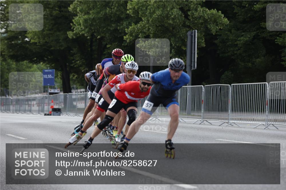 29.06.2025 - hella hamburg halbmarathon Jannik Wohlers http://msf.ph/oto/8258627 29.06.2025 08:49:24 Lombardsbrücke  meine-sportfotos.de