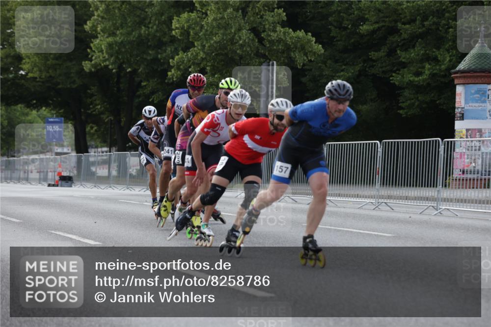 29.06.2025 - hella hamburg halbmarathon Jannik Wohlers http://msf.ph/oto/8258786 29.06.2025 08:49:25 Lombardsbrücke  meine-sportfotos.de