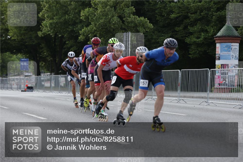 29.06.2025 - hella hamburg halbmarathon Jannik Wohlers http://msf.ph/oto/8258811 29.06.2025 08:49:25 Lombardsbrücke  meine-sportfotos.de