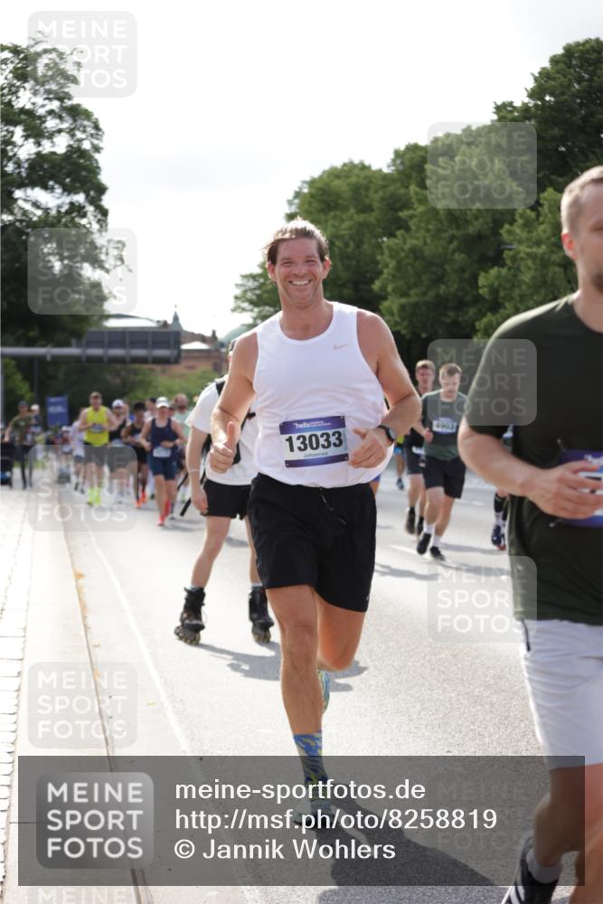 29.06.2025 - hella hamburg halbmarathon Jannik Wohlers http://msf.ph/oto/8258819 29.06.2025 09:57:50 Lombardsbrücke 1034, 1179, 1190, 1258, 1335, 1815, 2034, 2070, 2138, 2417, 2636, 2711, 4814, 4903, 5093, 5672, 5721, 6164, 6272, 6754, 6897, 7409, 7509, 7724, 7856, 7896, 8154, 8311, 8449, 8508, 8590, 8689, 9012, 9057, 9065, 9145, 9163, 9562, 9656, 10084, 11217, 11416, 11607, 11789, 11791, 12624, 13033, 13691, 14323, 14365, 14571, 14678, 15061, 16213, 16409, 16563, 16653, 16879, 16924, 17176, 17321, 17415, 17825, 18514, 18551, 18799, 18810, 18811, 18867 meine-sportfotos.de