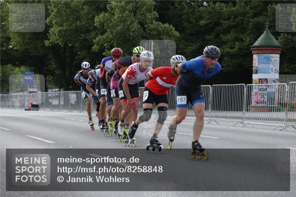 29.06.2025 - hella hamburg halbmarathon Jannik Wohlers http://msf.ph/oto/8258848 29.06.2025 08:49:25 Lombardsbrücke  meine-sportfotos.de