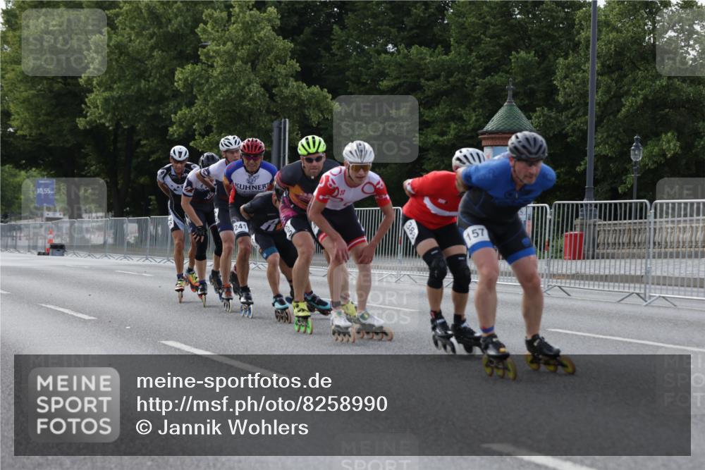 29.06.2025 - hella hamburg halbmarathon Jannik Wohlers http://msf.ph/oto/8258990 29.06.2025 08:49:25 Lombardsbrücke  meine-sportfotos.de