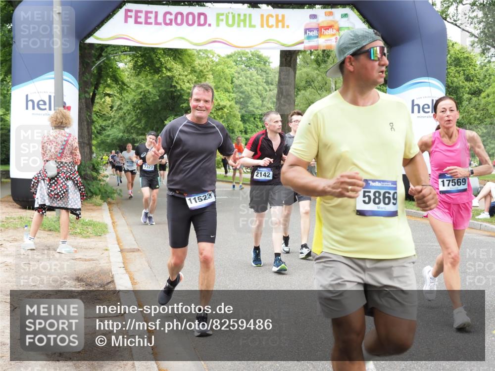 29.06.2025 - hella hamburg halbmarathon MichiJ http://msf.ph/oto/8259486 29.06.2025 10:53:23 Zwischen KM18-KM19 2142, 4782, 5869, 7323, 7485, 11191, 11523, 16166, 16602, 17569 meine-sportfotos.de