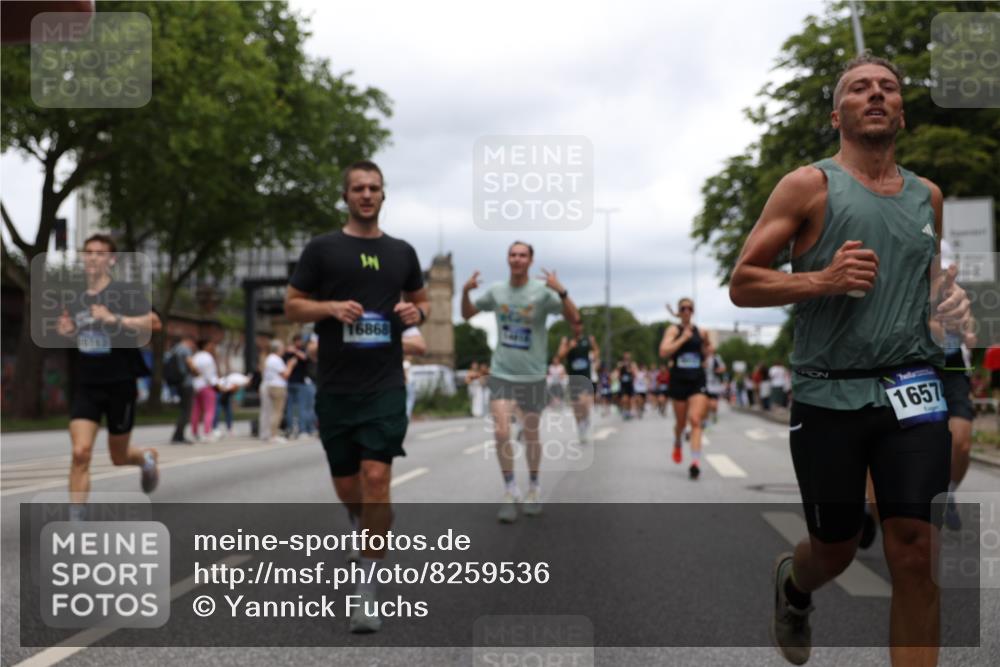 29.06.2025 - hella hamburg halbmarathon Yannick Fuchs http://msf.ph/oto/8259536 29.06.2025 10:48:32 20KM 1327, 1410, 1496, 1815, 2474, 2771, 2884, 3041, 3177, 3791, 3794, 3861, 3945, 4189, 4231, 4938, 6082, 6084, 6356, 6443, 6581, 6587, 6723, 6994, 8223, 8449, 8514, 8698, 8772, 8798, 9012, 9060, 9227, 10191, 10192, 10263, 10266, 11333, 11499, 11747, 12186, 12362, 12489, 13297, 13869, 13988, 14036, 14175, 14592, 14638, 14660, 14818, 14948, 15113, 15156, 15169, 15408, 15524, 15879, 16047, 16092, 16574, 16750, 17740, 17765, 19177 meine-sportfotos.de