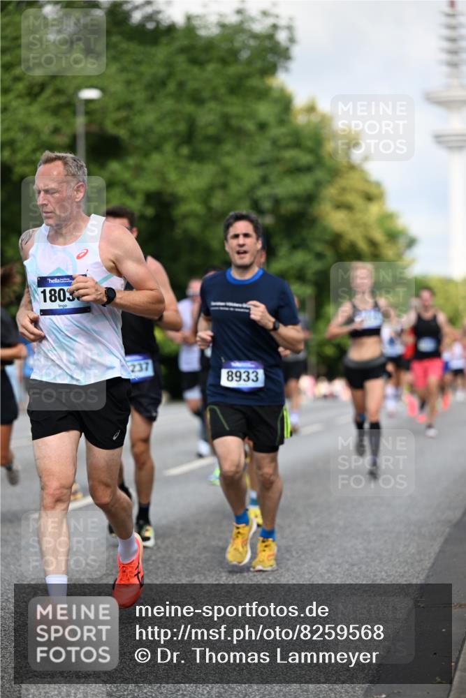 29.06.2025 - hella hamburg halbmarathon Dr. Thomas Lammeyer http://msf.ph/oto/8259568 29.06.2025 09:52:02 Kennedybrücke 1290, 1505, 1710, 2262, 2399, 3480, 4359, 4381, 5307, 5554, 5709, 6993, 7152, 7154, 8121, 8571, 8933, 9403, 10404, 10852 meine-sportfotos.de