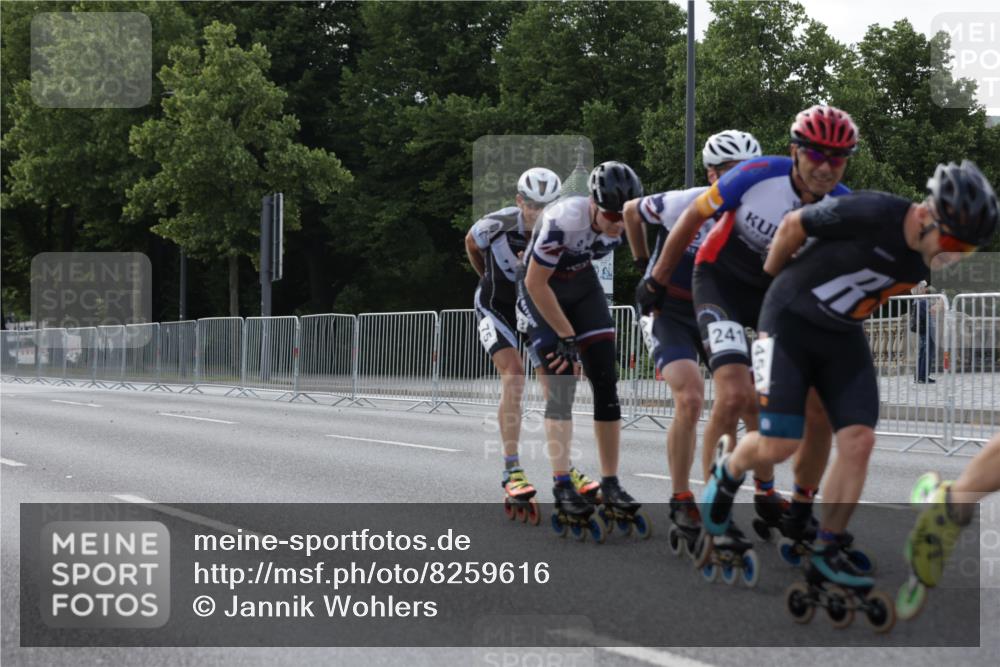 29.06.2025 - hella hamburg halbmarathon Jannik Wohlers http://msf.ph/oto/8259616 29.06.2025 08:49:26 Lombardsbrücke  meine-sportfotos.de
