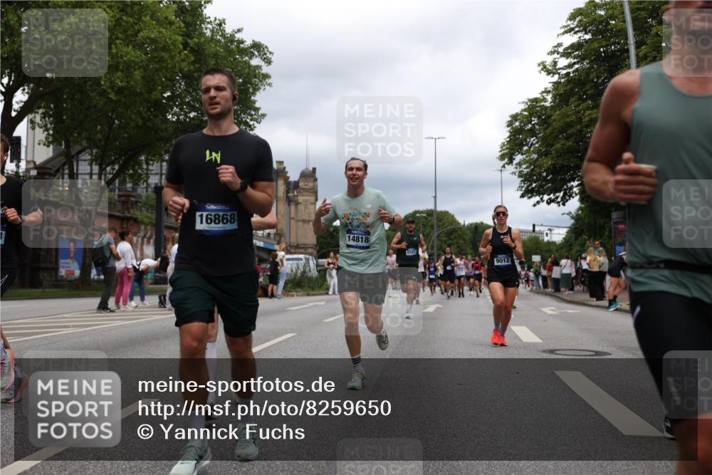 29.06.2025 - hella hamburg halbmarathon Yannick Fuchs http://msf.ph/oto/8259650 29.06.2025 10:48:32 20KM 1327, 1410, 1496, 1815, 2474, 2771, 2884, 3041, 3177, 3791, 3794, 3861, 3945, 4189, 4231, 4938, 6082, 6084, 6356, 6443, 6581, 6587, 6723, 6994, 8223, 8449, 8514, 8698, 8772, 8798, 9012, 9060, 9227, 10191, 10192, 10263, 10266, 11333, 11499, 11747, 12186, 12362, 12489, 13297, 13869, 13988, 14036, 14175, 14592, 14638, 14660, 14818, 14948, 15113, 15156, 15169, 15408, 15524, 15879, 16047, 16092, 16574, 16750, 17740, 17765, 19177 meine-sportfotos.de