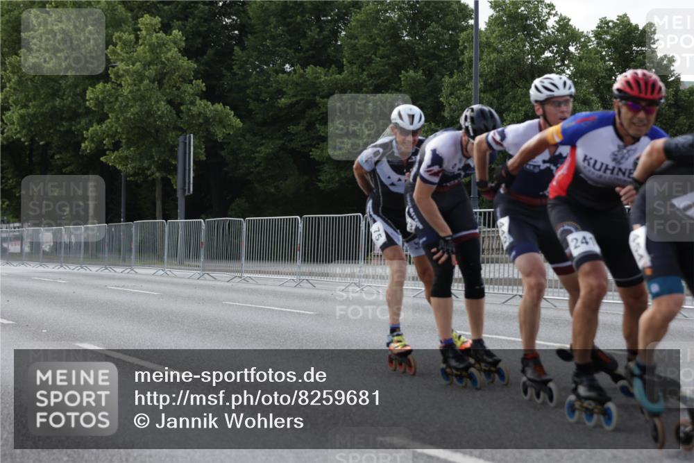 29.06.2025 - hella hamburg halbmarathon Jannik Wohlers http://msf.ph/oto/8259681 29.06.2025 08:49:26 Lombardsbrücke  meine-sportfotos.de