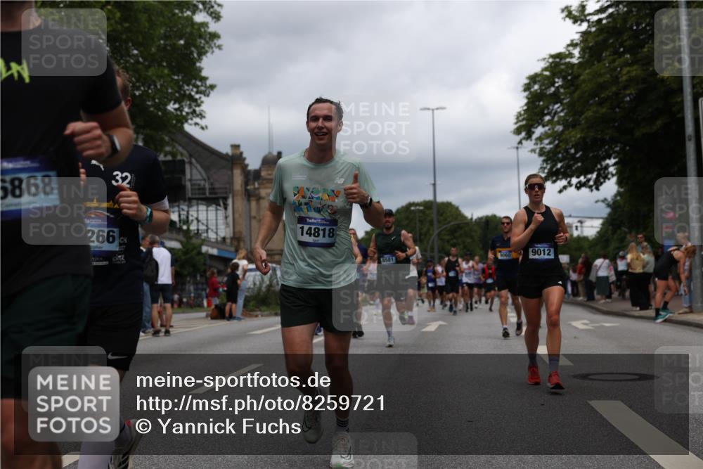 29.06.2025 - hella hamburg halbmarathon Yannick Fuchs http://msf.ph/oto/8259721 29.06.2025 10:48:32 20KM 1327, 1410, 1496, 1815, 2474, 2771, 2884, 3041, 3177, 3791, 3794, 3861, 3945, 4189, 4231, 4938, 6082, 6084, 6356, 6443, 6581, 6587, 6723, 6994, 8223, 8449, 8514, 8698, 8772, 8798, 9012, 9060, 9227, 10191, 10192, 10263, 10266, 11333, 11499, 11747, 12186, 12362, 12489, 13297, 13869, 13988, 14036, 14175, 14592, 14638, 14660, 14818, 14948, 15113, 15156, 15169, 15408, 15524, 15879, 16047, 16092, 16574, 16750, 17740, 17765, 19177 meine-sportfotos.de