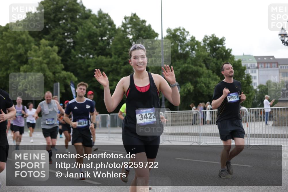 29.06.2025 - hella hamburg halbmarathon Jannik Wohlers http://msf.ph/oto/8259722 29.06.2025 10:32:28 Lombardsbrücke 1078, 1237, 1732, 2059, 2276, 2959, 3391, 3422, 3660, 3708, 3753, 4096, 4446, 4555, 5110, 6040, 6861, 7387, 7750, 7982, 8170, 8839, 9034, 9143, 9188, 9471, 9542, 9768, 10013, 10277, 10470, 10770, 11076, 11248, 11260, 11756, 12423, 12424, 12508, 12907, 13789, 14301, 14347, 15171, 15997, 16129, 16502, 16702, 17041, 17102, 17157, 17317, 17417, 17508, 17664, 18191, 18502, 18927, 19156, 19213 meine-sportfotos.de