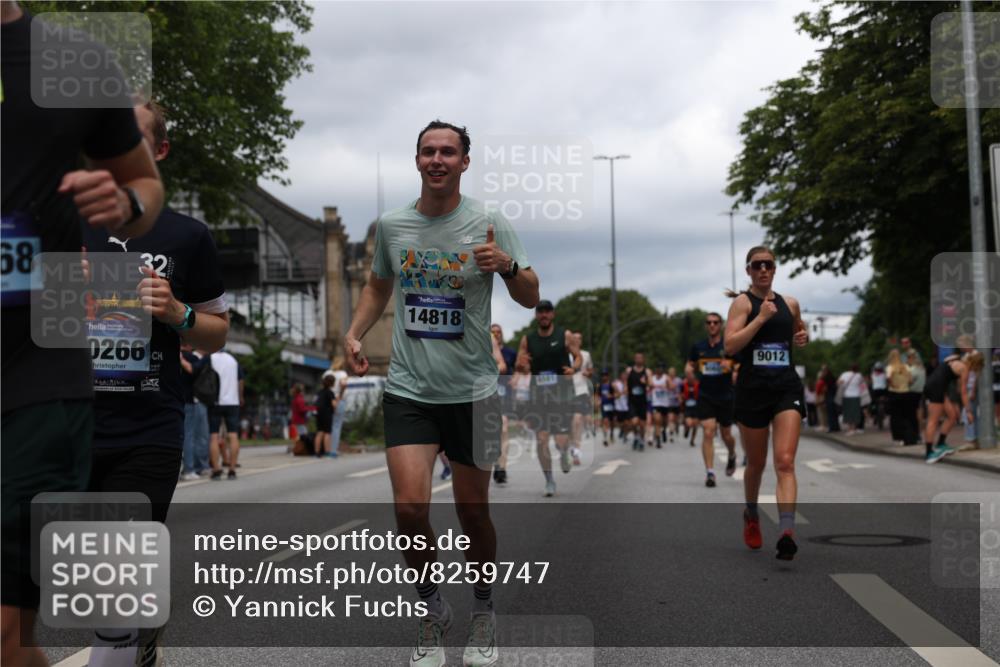 29.06.2025 - hella hamburg halbmarathon Yannick Fuchs http://msf.ph/oto/8259747 29.06.2025 10:48:32 20KM 1327, 1410, 1496, 1815, 2474, 2771, 2884, 3041, 3177, 3791, 3794, 3861, 3945, 4189, 4231, 4938, 6082, 6084, 6356, 6443, 6581, 6587, 6723, 6994, 8223, 8449, 8514, 8698, 8772, 8798, 9012, 9060, 9227, 10191, 10192, 10263, 10266, 11333, 11499, 11747, 12186, 12362, 12489, 13297, 13869, 13988, 14036, 14175, 14592, 14638, 14660, 14818, 14948, 15113, 15156, 15169, 15408, 15524, 15879, 16047, 16092, 16574, 16750, 17740, 17765, 19177 meine-sportfotos.de