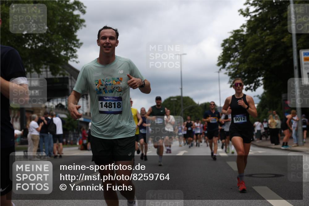 29.06.2025 - hella hamburg halbmarathon Yannick Fuchs http://msf.ph/oto/8259764 29.06.2025 10:48:33 20KM 1125, 1327, 1410, 1496, 1815, 2474, 2771, 2884, 3041, 3177, 3791, 3794, 3861, 3945, 4189, 4231, 4938, 5319, 6082, 6084, 6356, 6443, 6581, 6587, 6723, 6994, 8449, 8514, 8698, 8772, 8798, 9012, 9060, 9227, 10191, 10192, 10263, 10266, 11333, 11499, 11747, 11976, 12186, 12362, 12489, 12961, 13297, 13869, 13988, 14036, 14175, 14592, 14638, 14660, 14818, 14948, 15113, 15156, 15169, 15389, 15408, 15524, 15879, 16047, 16092, 16574, 17740 meine-sportfotos.de