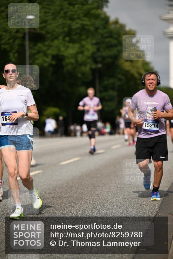 29.06.2025 - hella hamburg halbmarathon Dr. Thomas Lammeyer http://msf.ph/oto/8259780 29.06.2025 10:14:37 Kennedybrücke 1052, 1186, 1548, 1781, 5182, 5653, 5806, 7058, 8561, 8685, 9150, 9829 meine-sportfotos.de