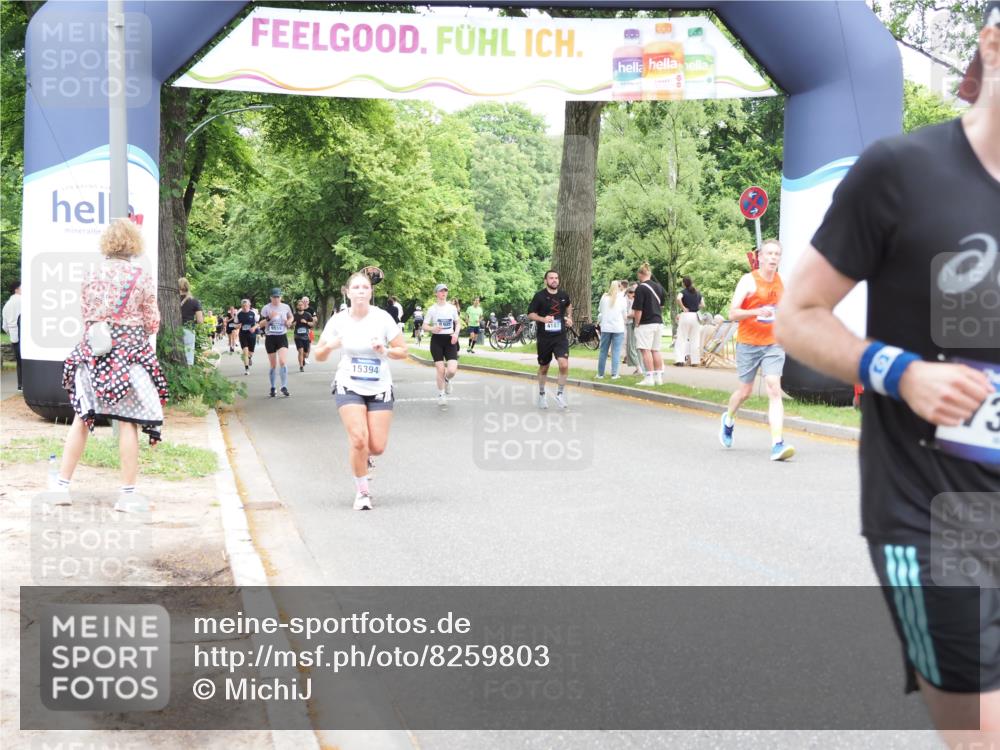 29.06.2025 - hella hamburg halbmarathon MichiJ http://msf.ph/oto/8259803 29.06.2025 10:53:27 Zwischen KM18-KM19 2142, 3071, 5869, 7323, 11191, 11523, 12255, 15394, 16602, 17569 meine-sportfotos.de