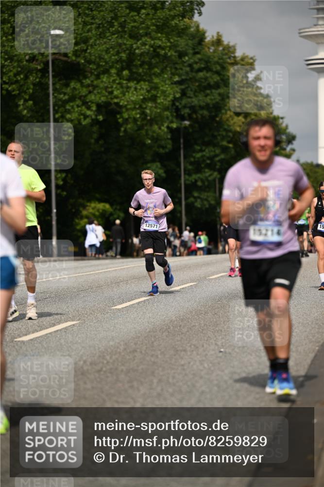 29.06.2025 - hella hamburg halbmarathon Dr. Thomas Lammeyer http://msf.ph/oto/8259829 29.06.2025 10:14:38 Kennedybrücke 1052, 1186, 1548, 1781, 5182, 5653, 5806, 7058, 8561, 8685, 9150, 9829 meine-sportfotos.de