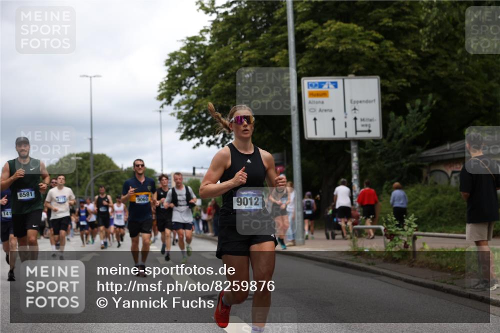 29.06.2025 - hella hamburg halbmarathon Yannick Fuchs http://msf.ph/oto/8259876 29.06.2025 10:48:33 20KM 1125, 1327, 1410, 1496, 1815, 2474, 2771, 2884, 3041, 3177, 3791, 3794, 3861, 3945, 4189, 4231, 4938, 5319, 6082, 6084, 6356, 6443, 6581, 6587, 6723, 6994, 8449, 8514, 8698, 8772, 8798, 9012, 9060, 9227, 10191, 10192, 10263, 10266, 11333, 11499, 11747, 11976, 12186, 12362, 12489, 12961, 13297, 13869, 13988, 14036, 14175, 14592, 14638, 14660, 14818, 14948, 15113, 15156, 15169, 15389, 15408, 15524, 15879, 16047, 16092, 16574, 17740 meine-sportfotos.de