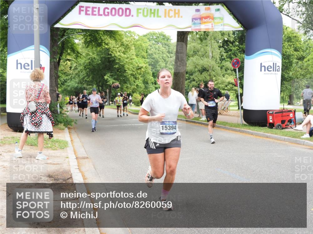 29.06.2025 - hella hamburg halbmarathon MichiJ http://msf.ph/oto/8260059 29.06.2025 10:53:29 Zwischen KM18-KM19 2142, 3071, 4187, 7323, 12255, 15394 meine-sportfotos.de