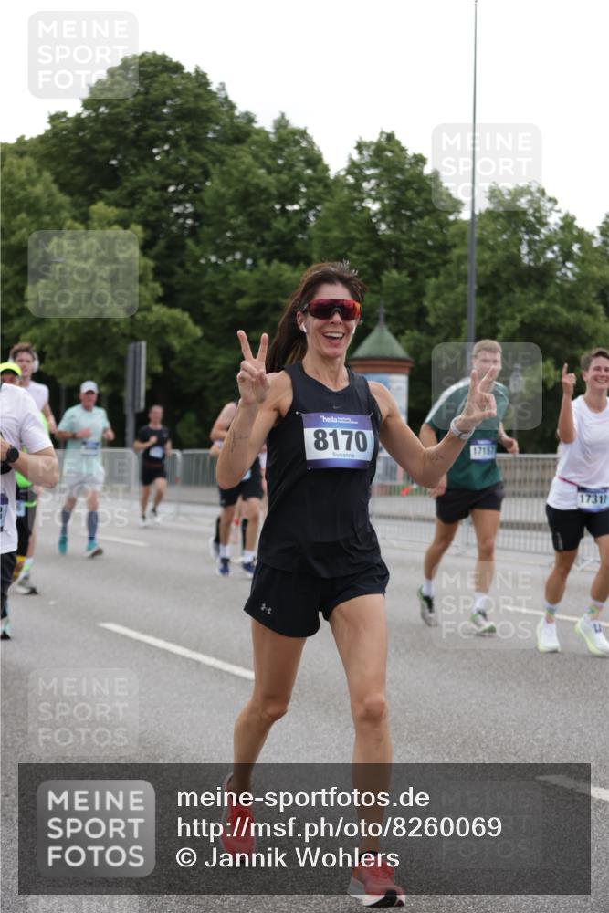 29.06.2025 - hella hamburg halbmarathon Jannik Wohlers http://msf.ph/oto/8260069 29.06.2025 10:32:33 Lombardsbrücke 1078, 1237, 1324, 1732, 2276, 2959, 3391, 3422, 3708, 3753, 3871, 4030, 4096, 4555, 4650, 5110, 6040, 6861, 7387, 7982, 8170, 8839, 9034, 9143, 9471, 9542, 9768, 11260, 11756, 12423, 12424, 12508, 12907, 13789, 14305, 14347, 14743, 15951, 15957, 16502, 16702, 17102, 17157, 17317, 17417, 17508, 17664, 18191, 18409, 18502, 19156, 19213 meine-sportfotos.de