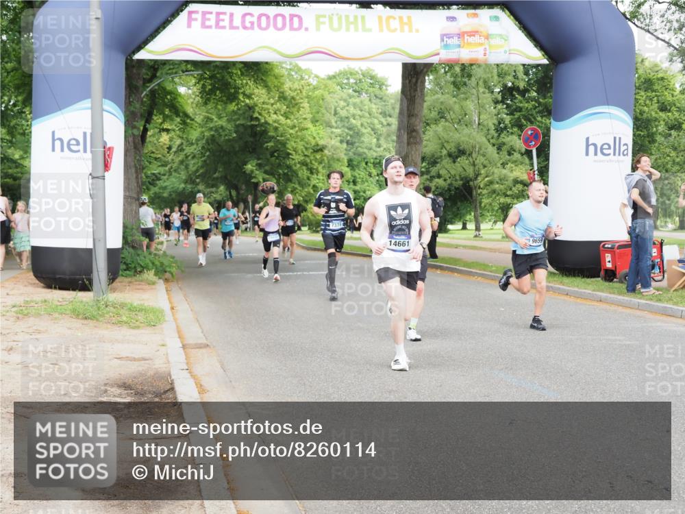 29.06.2025 - hella hamburg halbmarathon MichiJ http://msf.ph/oto/8260114 29.06.2025 10:29:49 Zwischen KM18-KM19 1136, 2579, 5410, 6901, 7378, 9659, 9755, 14661, 14820, 17182, 18045, 18049, 18442 meine-sportfotos.de