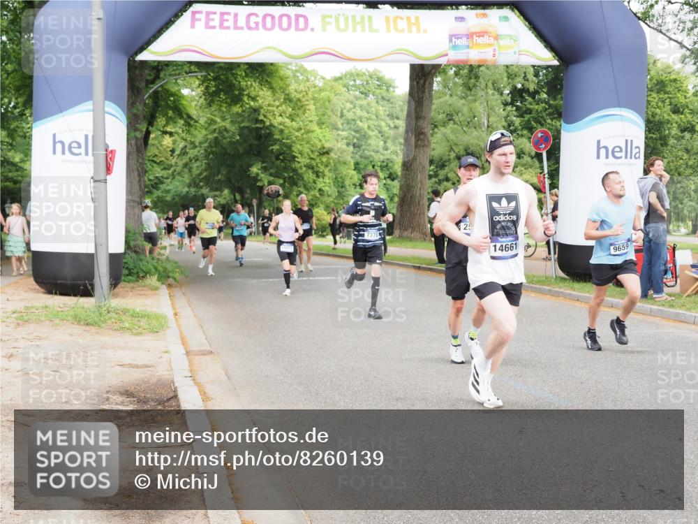 29.06.2025 - hella hamburg halbmarathon MichiJ http://msf.ph/oto/8260139 29.06.2025 10:29:49 Zwischen KM18-KM19 1136, 2579, 5410, 6901, 7378, 9659, 9755, 14661, 14820, 17182, 18045, 18049, 18442 meine-sportfotos.de