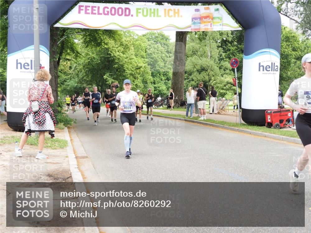 29.06.2025 - hella hamburg halbmarathon MichiJ http://msf.ph/oto/8260292 29.06.2025 10:53:32 Zwischen KM18-KM19 3071, 4187, 9405, 9559, 12255, 15394 meine-sportfotos.de