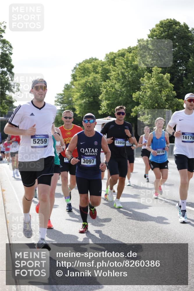 29.06.2025 - hella hamburg halbmarathon Jannik Wohlers http://msf.ph/oto/8260386 29.06.2025 09:58:08 Lombardsbrücke 1285, 1727, 2029, 2518, 2656, 3041, 3097, 3819, 3859, 4120, 4152, 4167, 5259, 5378, 5721, 5894, 6272, 6433, 6592, 6759, 6877, 7716, 8154, 8311, 8393, 8825, 10084, 11214, 11638, 11870, 12362, 12483, 12526, 12632, 12633, 12735, 12761, 13465, 13470, 13536, 14266, 14323, 14365, 14626, 14678, 14805, 14845, 15389, 15523, 15854, 15914, 16176, 16213, 16409, 16653, 16830, 16879, 16924, 17346, 17348, 18551, 18799, 18867, 19244 meine-sportfotos.de