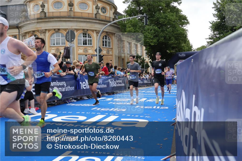 29.06.2025 - hella hamburg halbmarathon Strokosch-Dieckow http://msf.ph/oto/8260443 29.06.2025 10:43:14 Ziel 1675, 3109, 3124, 3146, 7026, 7093, 10099, 10251, 11177, 12153, 15255, 15706, 15921, 16314, 16997, 18274, 18304 meine-sportfotos.de