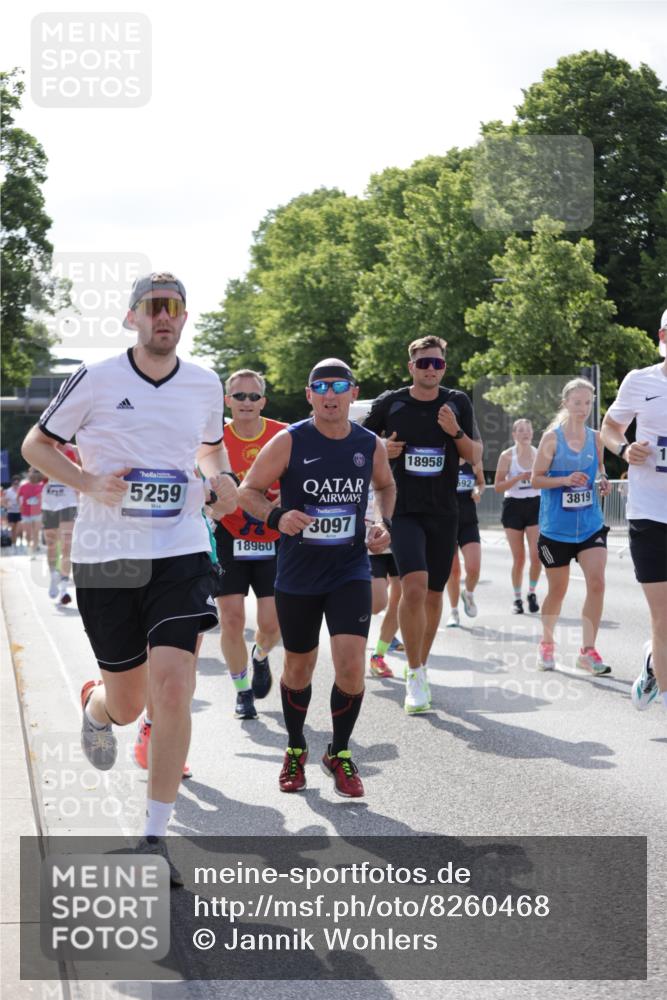 29.06.2025 - hella hamburg halbmarathon Jannik Wohlers http://msf.ph/oto/8260468 29.06.2025 09:58:08 Lombardsbrücke 1285, 1727, 2029, 2518, 2656, 3041, 3097, 3819, 3859, 4120, 4152, 4167, 5259, 5378, 5721, 5894, 6272, 6433, 6592, 6759, 6877, 7716, 8154, 8311, 8393, 8825, 10084, 11214, 11638, 11870, 12362, 12483, 12526, 12632, 12633, 12735, 12761, 13465, 13470, 13536, 14266, 14323, 14365, 14626, 14678, 14805, 14845, 15389, 15523, 15854, 15914, 16176, 16213, 16409, 16653, 16830, 16879, 16924, 17346, 17348, 18551, 18799, 18867, 19244 meine-sportfotos.de