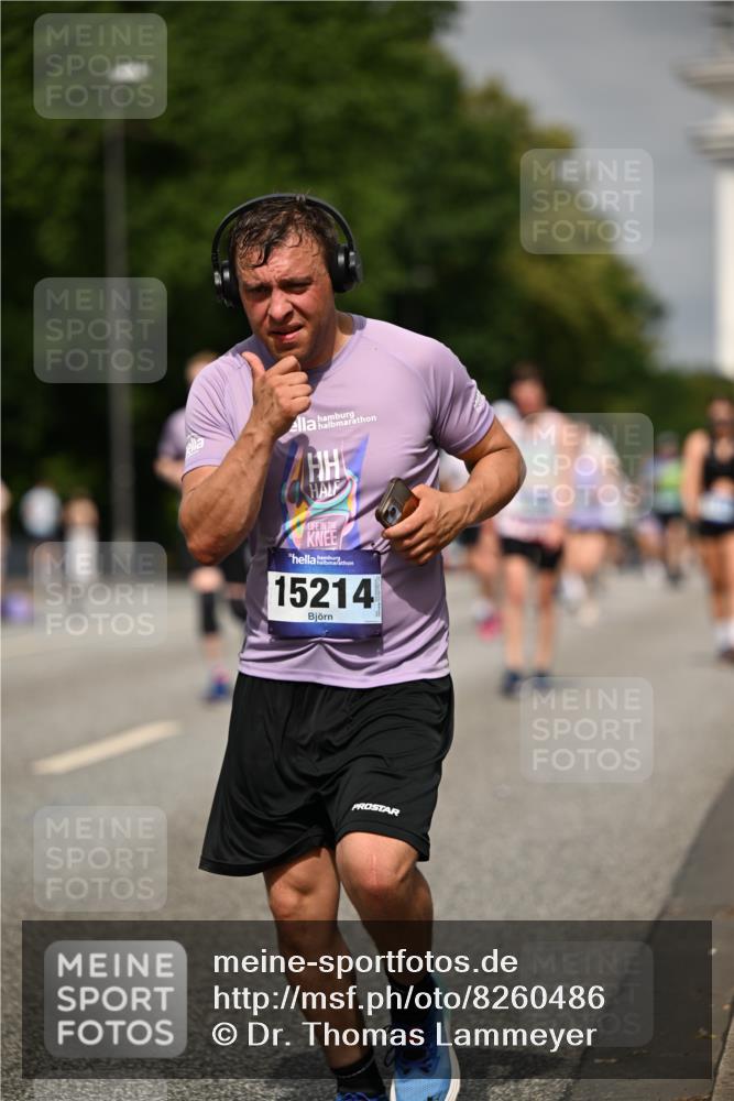 29.06.2025 - hella hamburg halbmarathon Dr. Thomas Lammeyer http://msf.ph/oto/8260486 29.06.2025 10:14:39 Kennedybrücke 1052, 1186, 1548, 1781, 2868, 5182, 5653, 5806, 8561, 8685, 9150, 9829 meine-sportfotos.de