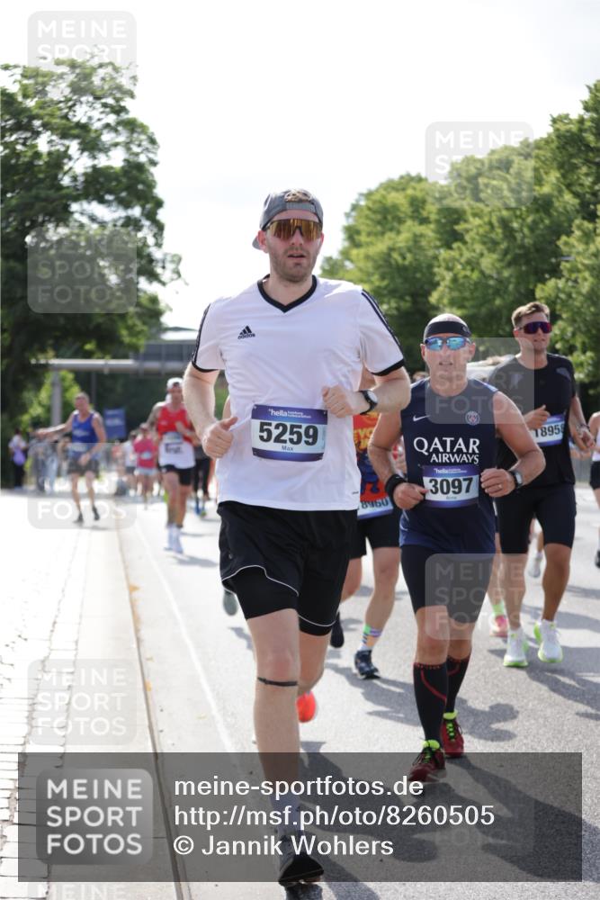 29.06.2025 - hella hamburg halbmarathon Jannik Wohlers http://msf.ph/oto/8260505 29.06.2025 09:58:08 Lombardsbrücke 1285, 1727, 2029, 2518, 2656, 3041, 3097, 3819, 3859, 4120, 4152, 4167, 5259, 5378, 5721, 5894, 6272, 6433, 6592, 6759, 6877, 7716, 8154, 8311, 8393, 8825, 10084, 11214, 11638, 11870, 12362, 12483, 12526, 12632, 12633, 12735, 12761, 13465, 13470, 13536, 14266, 14323, 14365, 14626, 14678, 14805, 14845, 15389, 15523, 15854, 15914, 16176, 16213, 16409, 16653, 16830, 16879, 16924, 17346, 17348, 18551, 18799, 18867, 19244 meine-sportfotos.de