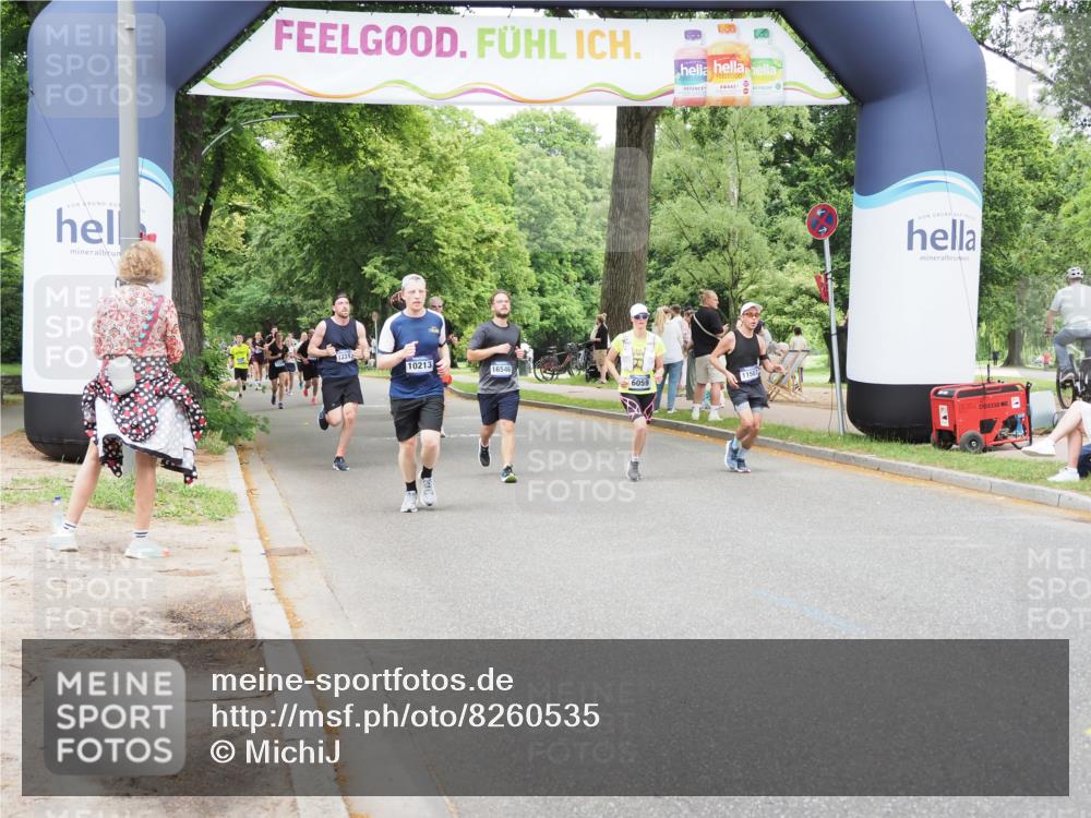 29.06.2025 - hella hamburg halbmarathon MichiJ http://msf.ph/oto/8260535 29.06.2025 10:53:35 Zwischen KM18-KM19 4187, 6059, 9405, 9559, 11507 meine-sportfotos.de
