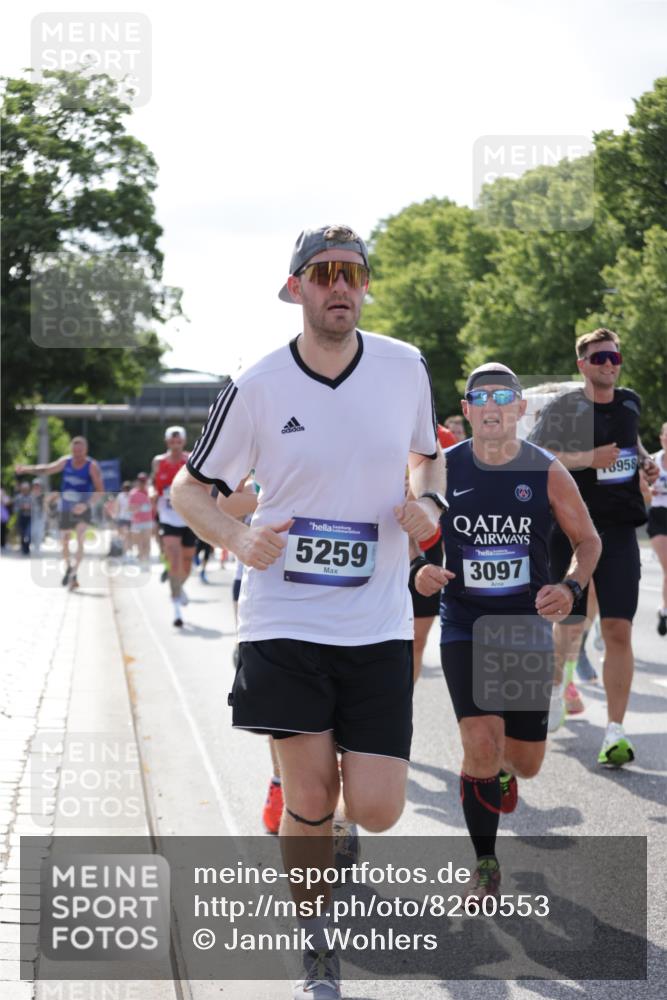 29.06.2025 - hella hamburg halbmarathon Jannik Wohlers http://msf.ph/oto/8260553 29.06.2025 09:58:08 Lombardsbrücke 1285, 1727, 2029, 2518, 2656, 3041, 3097, 3819, 3859, 4120, 4152, 4167, 5259, 5378, 5721, 5894, 6272, 6433, 6592, 6759, 6877, 7716, 8154, 8311, 8393, 8825, 10084, 11214, 11638, 11870, 12362, 12483, 12526, 12632, 12633, 12735, 12761, 13465, 13470, 13536, 14266, 14323, 14365, 14626, 14678, 14805, 14845, 15389, 15523, 15854, 15914, 16176, 16213, 16409, 16653, 16830, 16879, 16924, 17346, 17348, 18551, 18799, 18867, 19244 meine-sportfotos.de