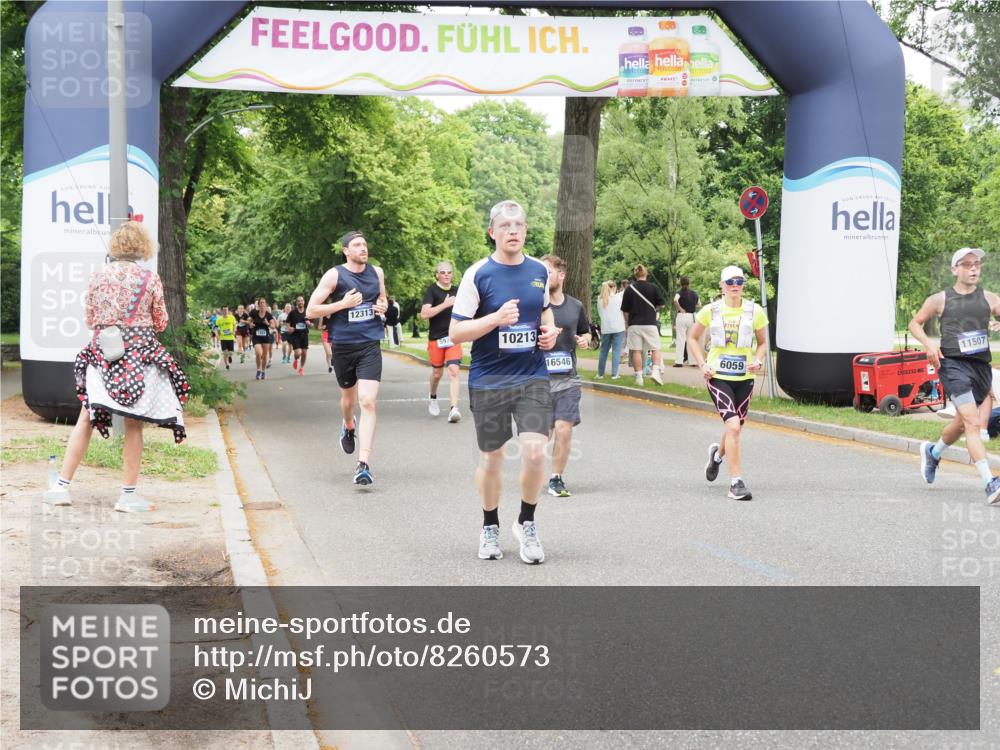 29.06.2025 - hella hamburg halbmarathon MichiJ http://msf.ph/oto/8260573 29.06.2025 10:53:36 Zwischen KM18-KM19 4187, 6059, 9405, 9559, 10213, 11507, 16546 meine-sportfotos.de
