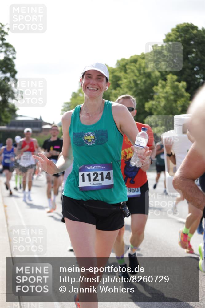 29.06.2025 - hella hamburg halbmarathon Jannik Wohlers http://msf.ph/oto/8260729 29.06.2025 09:58:09 Lombardsbrücke 1285, 1727, 2029, 2518, 2656, 2883, 3041, 3097, 3819, 3859, 4120, 4152, 4167, 5259, 5378, 5721, 5894, 6433, 6592, 6759, 6877, 7716, 8311, 8393, 8825, 10084, 11214, 11638, 11870, 12362, 12483, 12526, 12632, 12633, 12735, 12761, 13465, 13470, 13536, 14266, 14323, 14365, 14626, 14678, 14805, 14845, 15389, 15523, 15727, 15854, 15914, 16176, 16409, 16470, 16653, 16830, 16879, 16924, 17346, 17348, 18551, 18799, 18867, 19244 meine-sportfotos.de