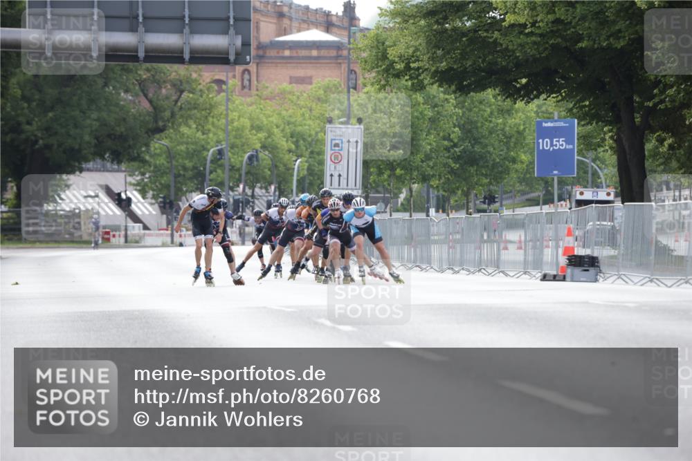 29.06.2025 - hella hamburg halbmarathon Jannik Wohlers http://msf.ph/oto/8260768 29.06.2025 08:49:53 Lombardsbrücke  meine-sportfotos.de