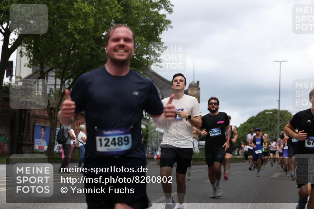 29.06.2025 - hella hamburg halbmarathon Yannick Fuchs http://msf.ph/oto/8260802 29.06.2025 10:48:37 20KM 1125, 1327, 1410, 1496, 1628, 1815, 2474, 2561, 2771, 2884, 3041, 3177, 3791, 3794, 3861, 3945, 4189, 4231, 4938, 5319, 6082, 6084, 6356, 6433, 6443, 6581, 6587, 6723, 6994, 8449, 8514, 8698, 8772, 8798, 8973, 9012, 9060, 9227, 10191, 10192, 10263, 10266, 10368, 10376, 11184, 11333, 11499, 11747, 11797, 11799, 11976, 12186, 12362, 12489, 12961, 13297, 13988, 14036, 14175, 14592, 14638, 14660, 14818, 14948, 15113, 15156, 15169, 15389, 15408, 15524, 15879, 16047, 16574 meine-sportfotos.de