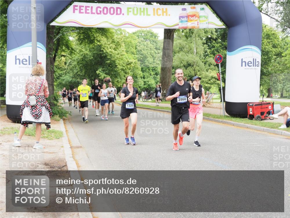 29.06.2025 - hella hamburg halbmarathon MichiJ http://msf.ph/oto/8260928 29.06.2025 10:53:44 Zwischen KM18-KM19 1329, 2868, 5976, 10213, 12313, 16546, 17500 meine-sportfotos.de