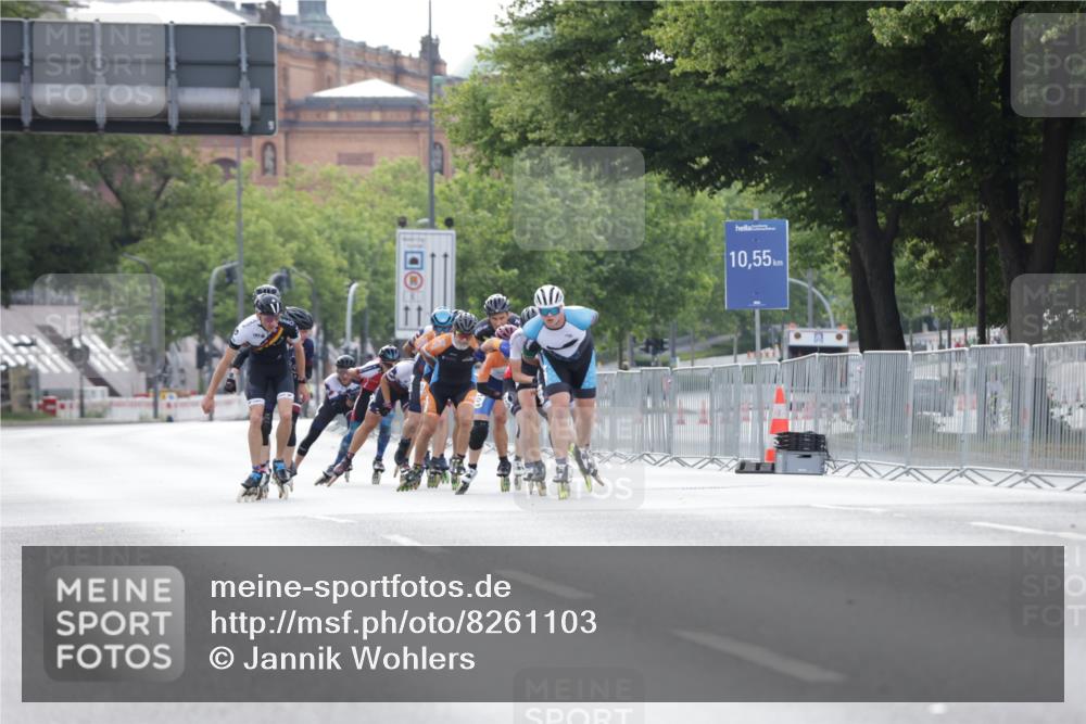 29.06.2025 - hella hamburg halbmarathon Jannik Wohlers http://msf.ph/oto/8261103 29.06.2025 08:49:55 Lombardsbrücke  meine-sportfotos.de