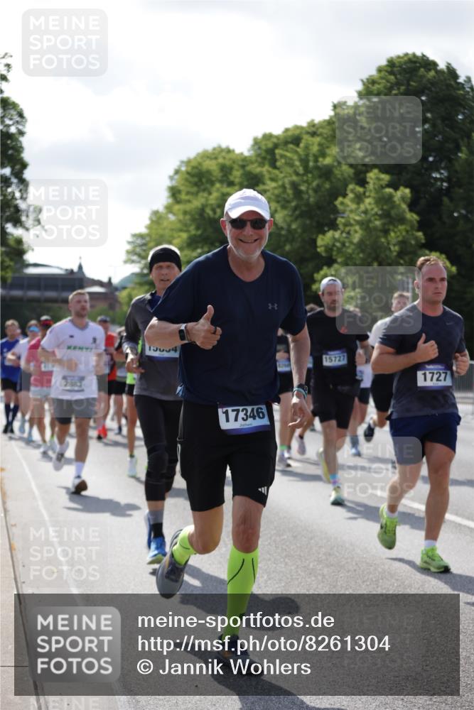 29.06.2025 - hella hamburg halbmarathon Jannik Wohlers http://msf.ph/oto/8261304 29.06.2025 09:58:15 Lombardsbrücke 1285, 1727, 1946, 1951, 2029, 2518, 2840, 2883, 2907, 3097, 3819, 3952, 4120, 4152, 4167, 5077, 5084, 5259, 5378, 5894, 6433, 6592, 6657, 6759, 6877, 7082, 7369, 7716, 8322, 8393, 8639, 10724, 11212, 11214, 11638, 12362, 12483, 12526, 12632, 12633, 12735, 12761, 13397, 13465, 13470, 13536, 13694, 13706, 13880, 14266, 14355, 14363, 14368, 14702, 14805, 14845, 15275, 15389, 15506, 15523, 15727, 15854, 15914, 16108, 16176, 16470, 16830, 17181, 17346, 17348, 17491 meine-sportfotos.de