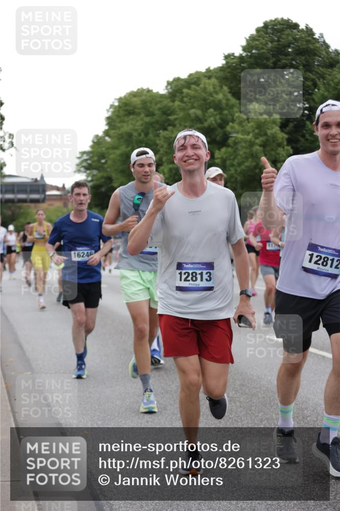 29.06.2025 - hella hamburg halbmarathon Jannik Wohlers http://msf.ph/oto/8261323 29.06.2025 10:32:46 Lombardsbrücke 1324, 1764, 2038, 2054, 2085, 2838, 2959, 3391, 3871, 4030, 4096, 4445, 4650, 5110, 5180, 5581, 5917, 6773, 7982, 8595, 9143, 9289, 9471, 11229, 11260, 11713, 11826, 12039, 12812, 12813, 13339, 14085, 14305, 14743, 15091, 15815, 15885, 15951, 15957, 15964, 16246, 16270, 16391, 17135, 17157, 17317, 17417, 18191, 18409, 18742, 18743, 18951 meine-sportfotos.de