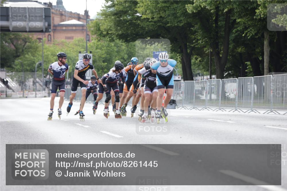 29.06.2025 - hella hamburg halbmarathon Jannik Wohlers http://msf.ph/oto/8261445 29.06.2025 08:49:57 Lombardsbrücke  meine-sportfotos.de