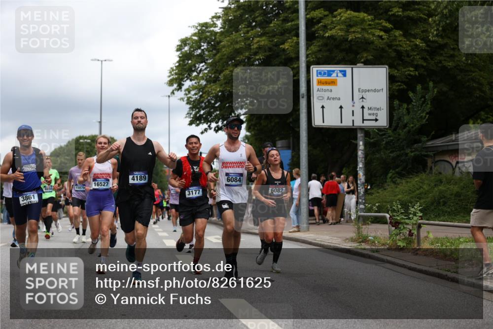29.06.2025 - hella hamburg halbmarathon Yannick Fuchs http://msf.ph/oto/8261625 29.06.2025 10:48:40 20KM 1125, 1327, 1410, 1496, 1506, 1628, 2119, 2474, 2561, 2771, 2884, 2955, 3041, 3177, 3652, 3791, 3794, 3861, 3945, 4029, 4189, 4231, 4938, 5319, 6082, 6084, 6433, 6443, 6581, 6587, 6723, 8449, 8487, 8514, 8698, 8772, 8973, 9012, 9060, 9227, 10191, 10192, 10263, 10266, 10368, 10376, 11184, 11333, 11499, 11747, 11797, 11799, 11976, 12186, 12489, 12961, 13297, 13988, 14036, 14175, 14592, 14638, 14660, 14948, 15389, 15408, 15524, 15879, 16047, 17842, 18380 meine-sportfotos.de