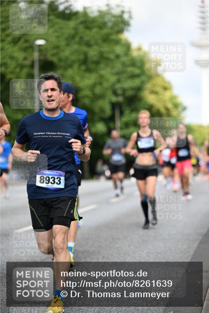 29.06.2025 - hella hamburg halbmarathon Dr. Thomas Lammeyer http://msf.ph/oto/8261639 29.06.2025 09:52:04 Kennedybrücke 1290, 1505, 1710, 2262, 2399, 3480, 4062, 4359, 4381, 5003, 5307, 5554, 5709, 6993, 7152, 7154, 8002, 8121, 8571, 8933, 9403, 10190, 10852 meine-sportfotos.de